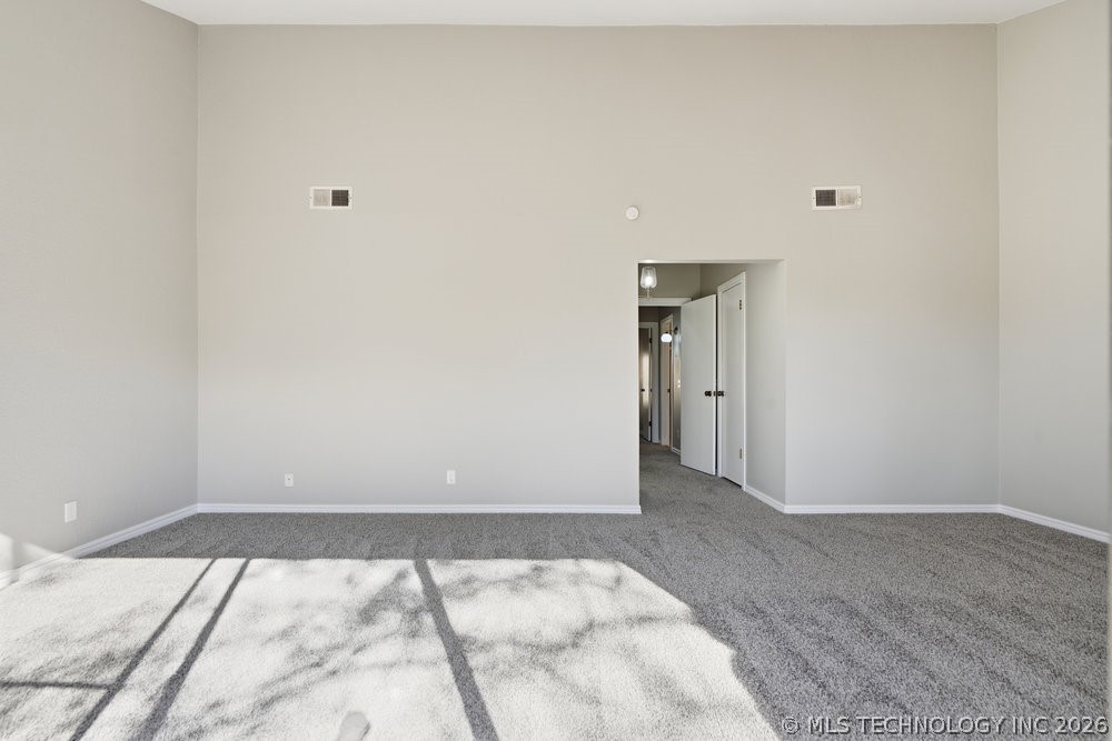 3310 E 68th Place Tulsa OK 74136