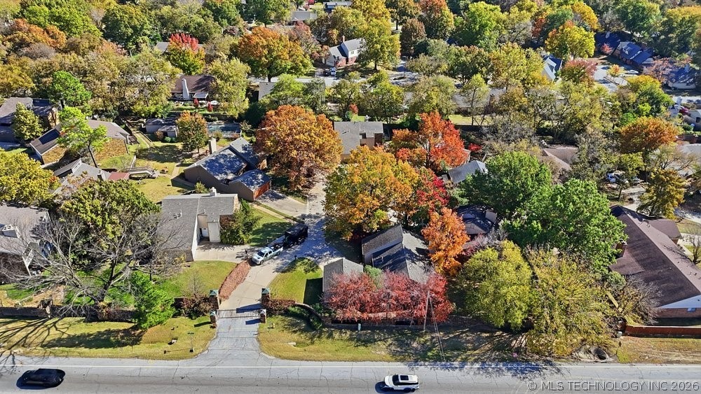 3310 E 68th Place Tulsa OK 74136