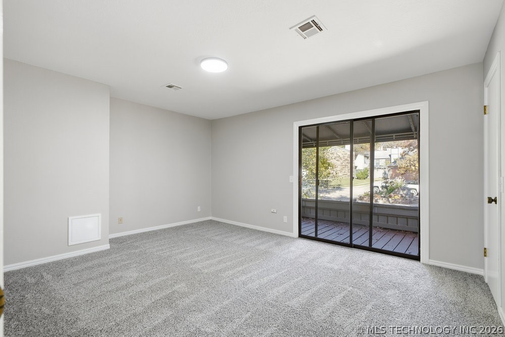 3310 E 68th Place Tulsa OK 74136