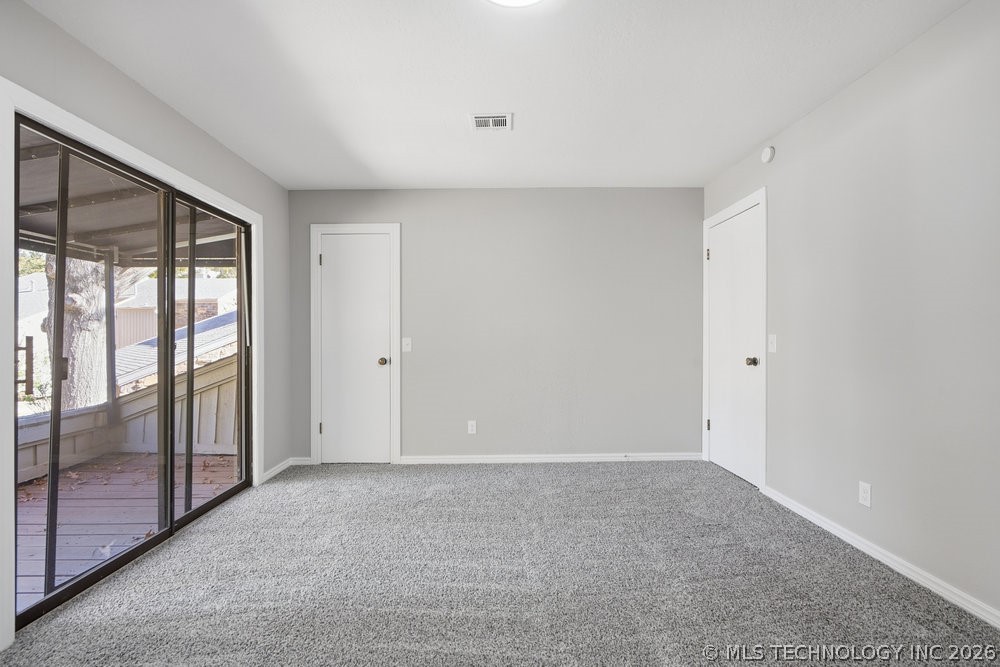 3310 E 68th Place Tulsa OK 74136