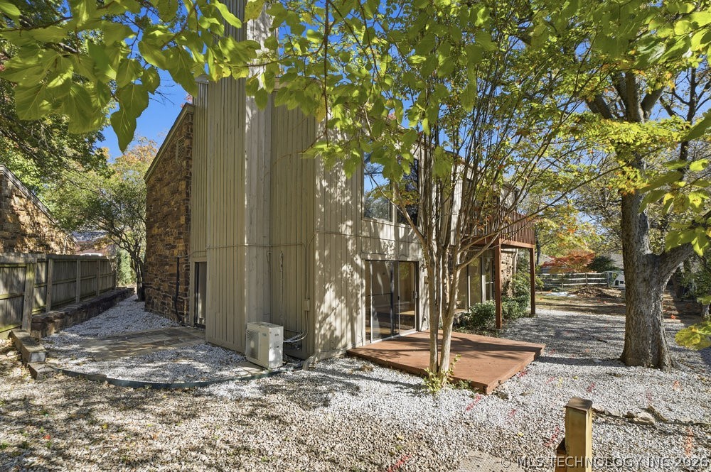 3310 E 68th Place Tulsa OK 74136