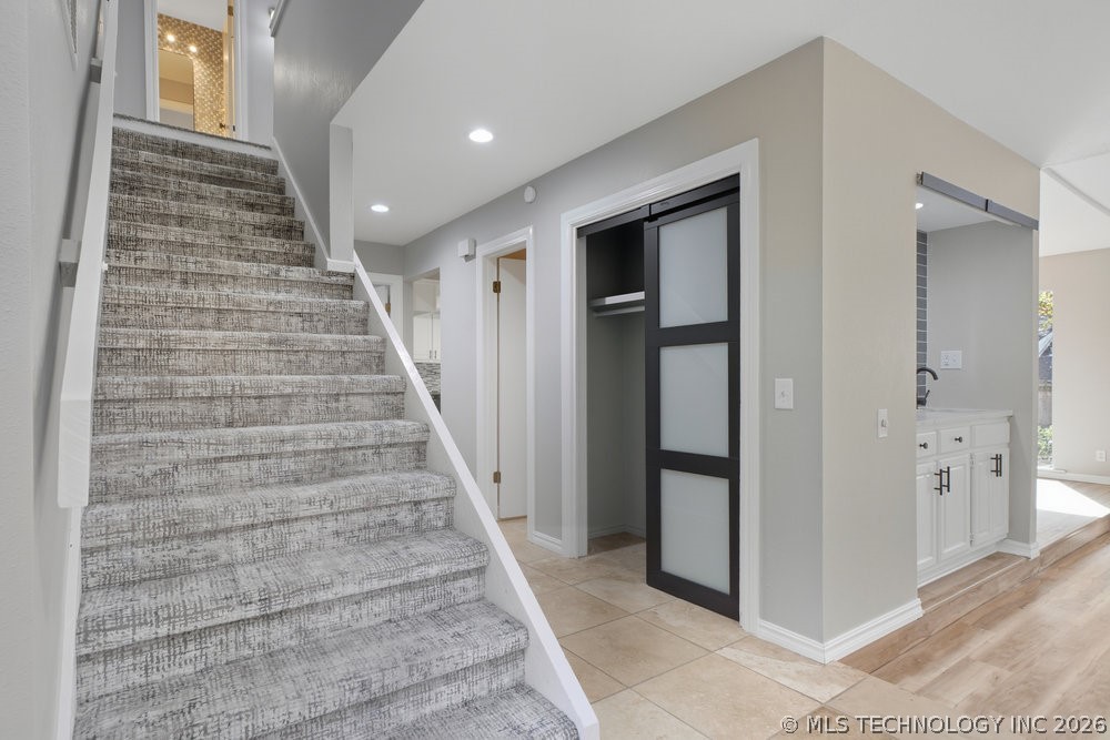 3310 E 68th Place Tulsa OK 74136