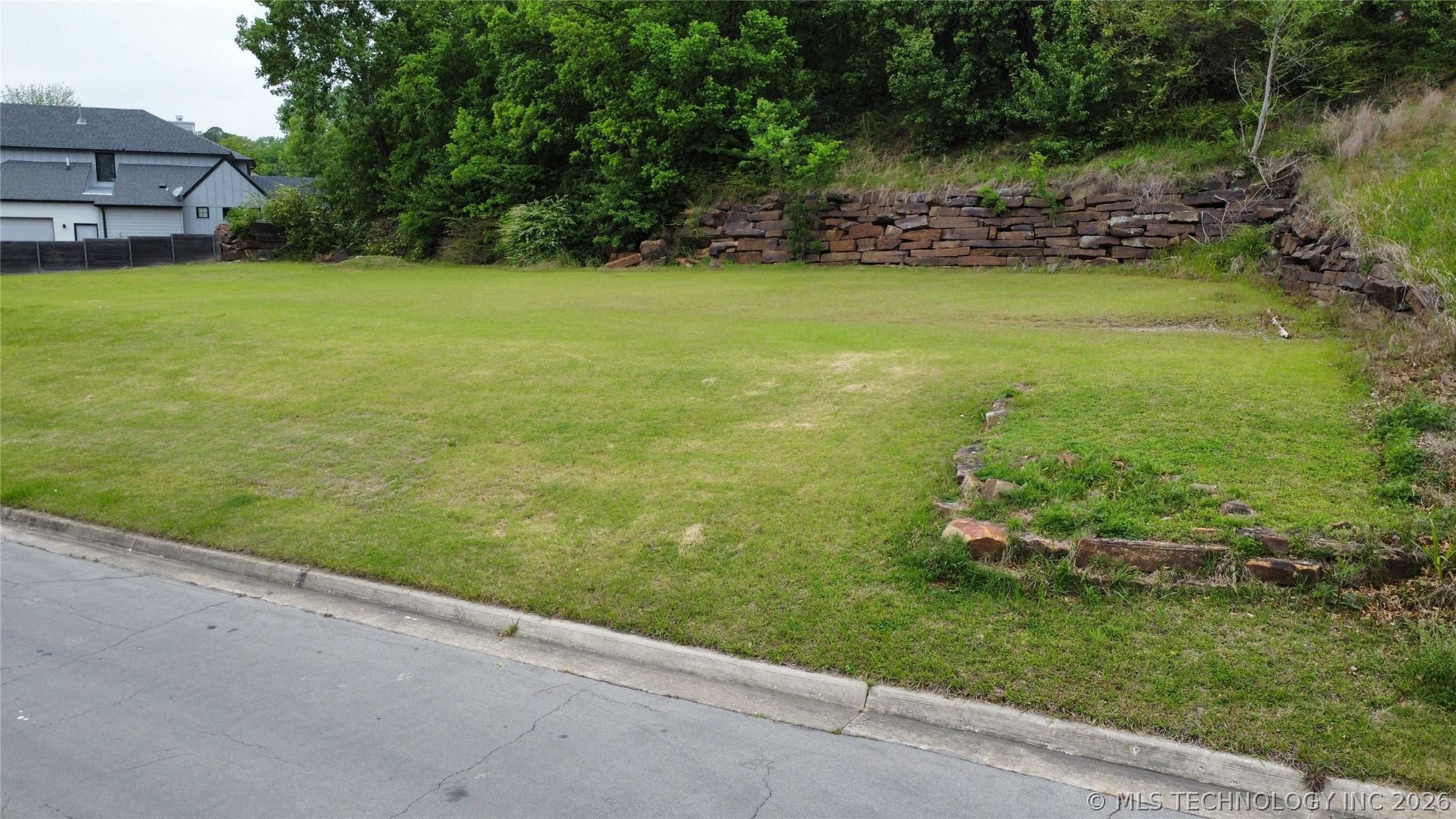 5117 E 78th Place Tulsa OK 74136