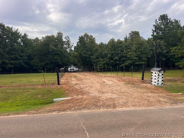 2043 E 2000 Road Hugo OK 74743