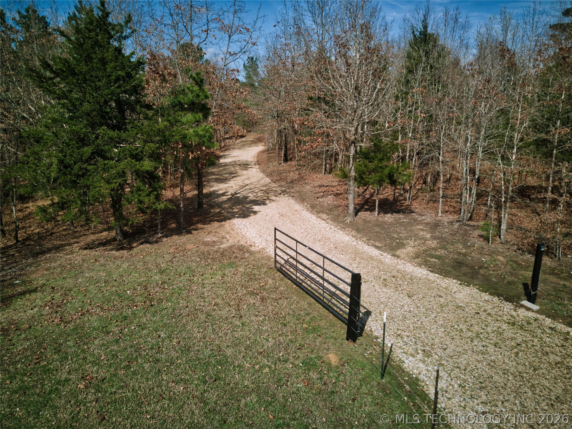 2043 E 2000 Road Hugo OK 74743