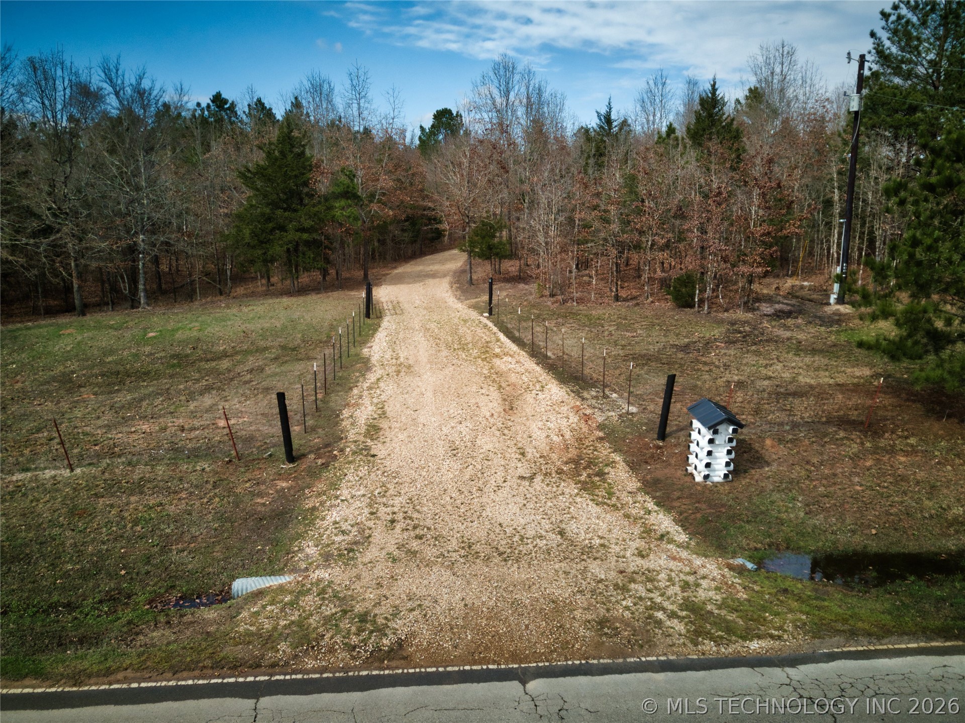 2043 E 2000 Road Hugo OK 74743