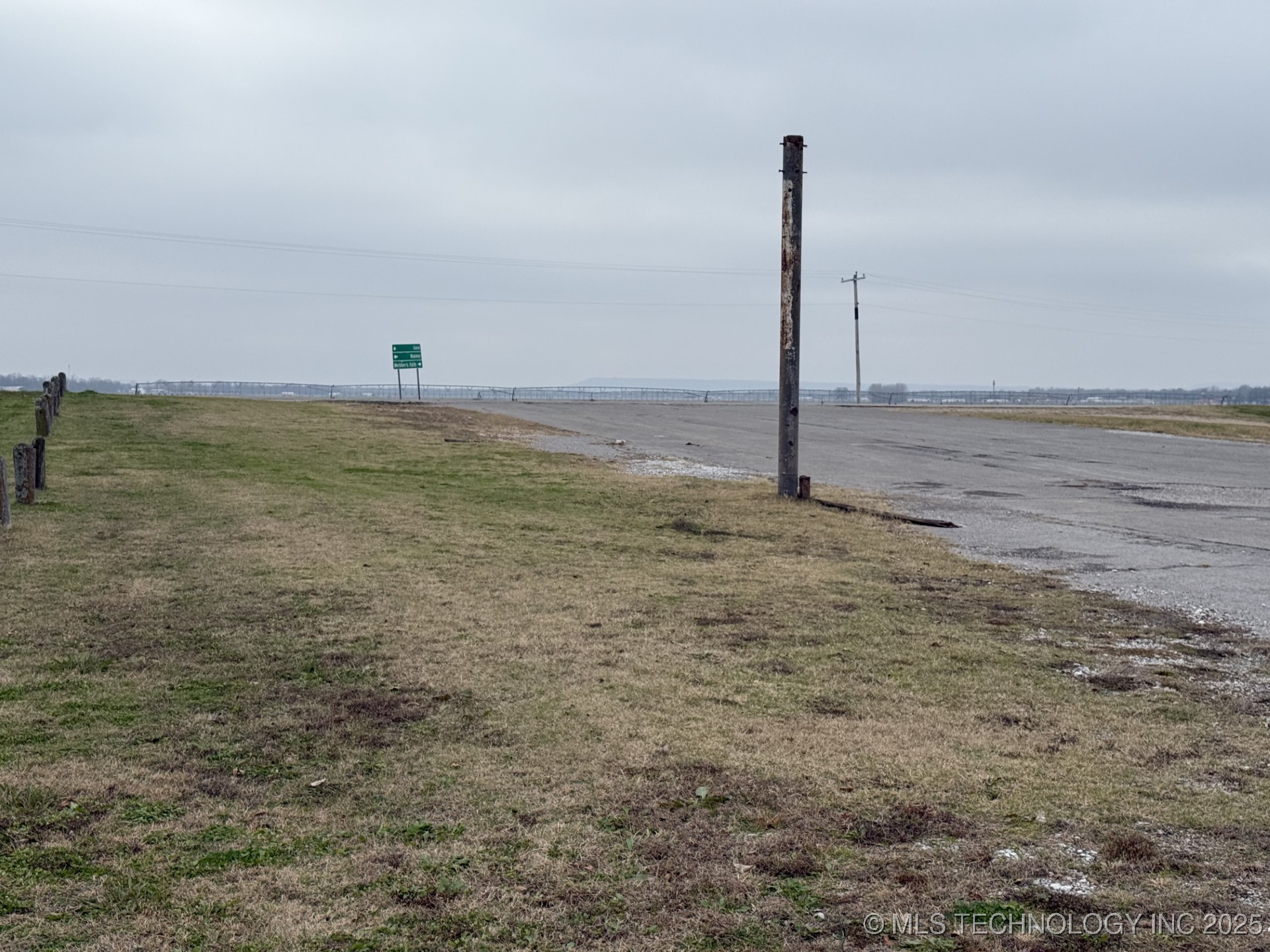 9999 Highway 100 Webbers Falls OK 74470