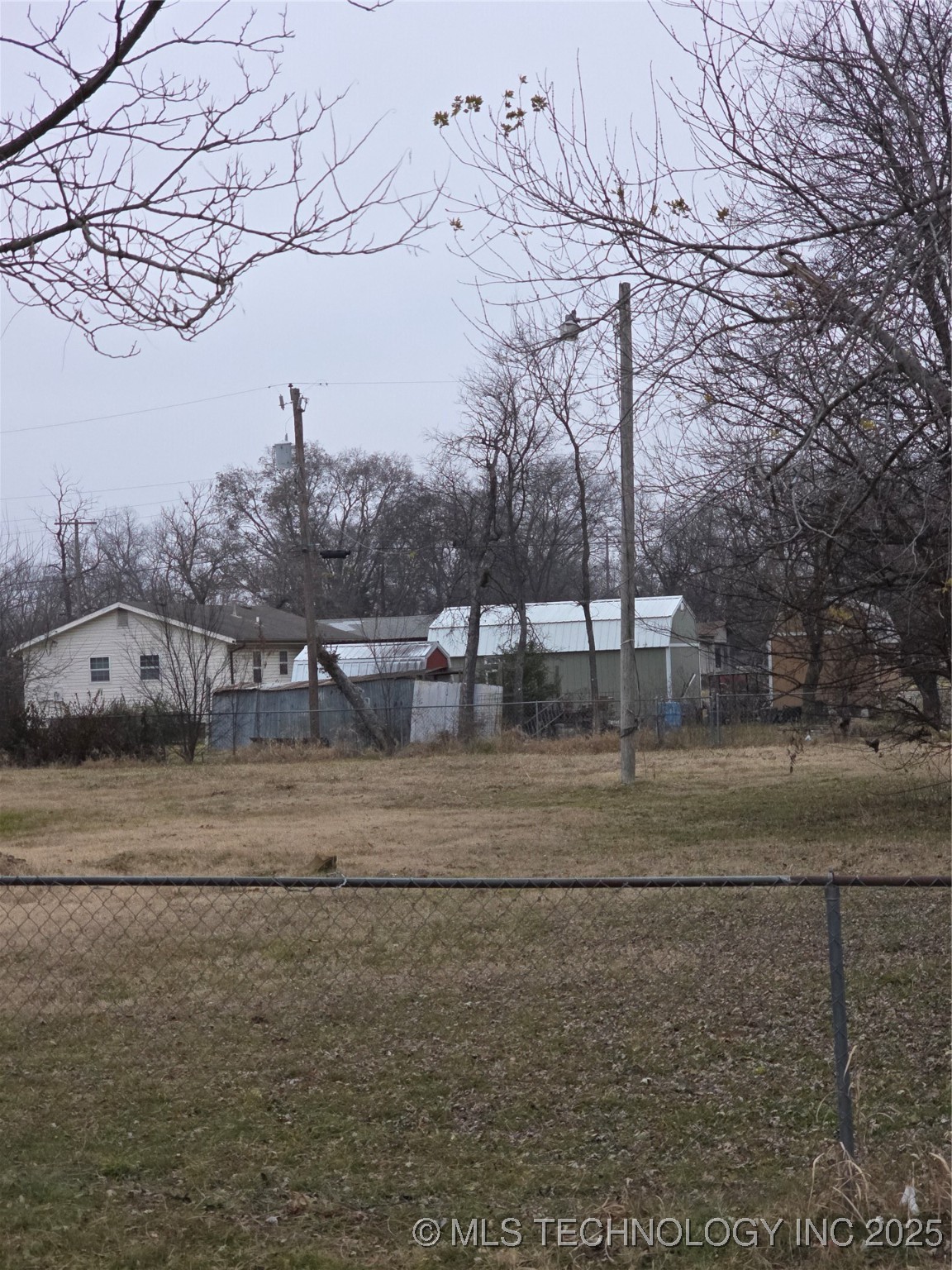 415 E Holly Street Haskell OK 74436