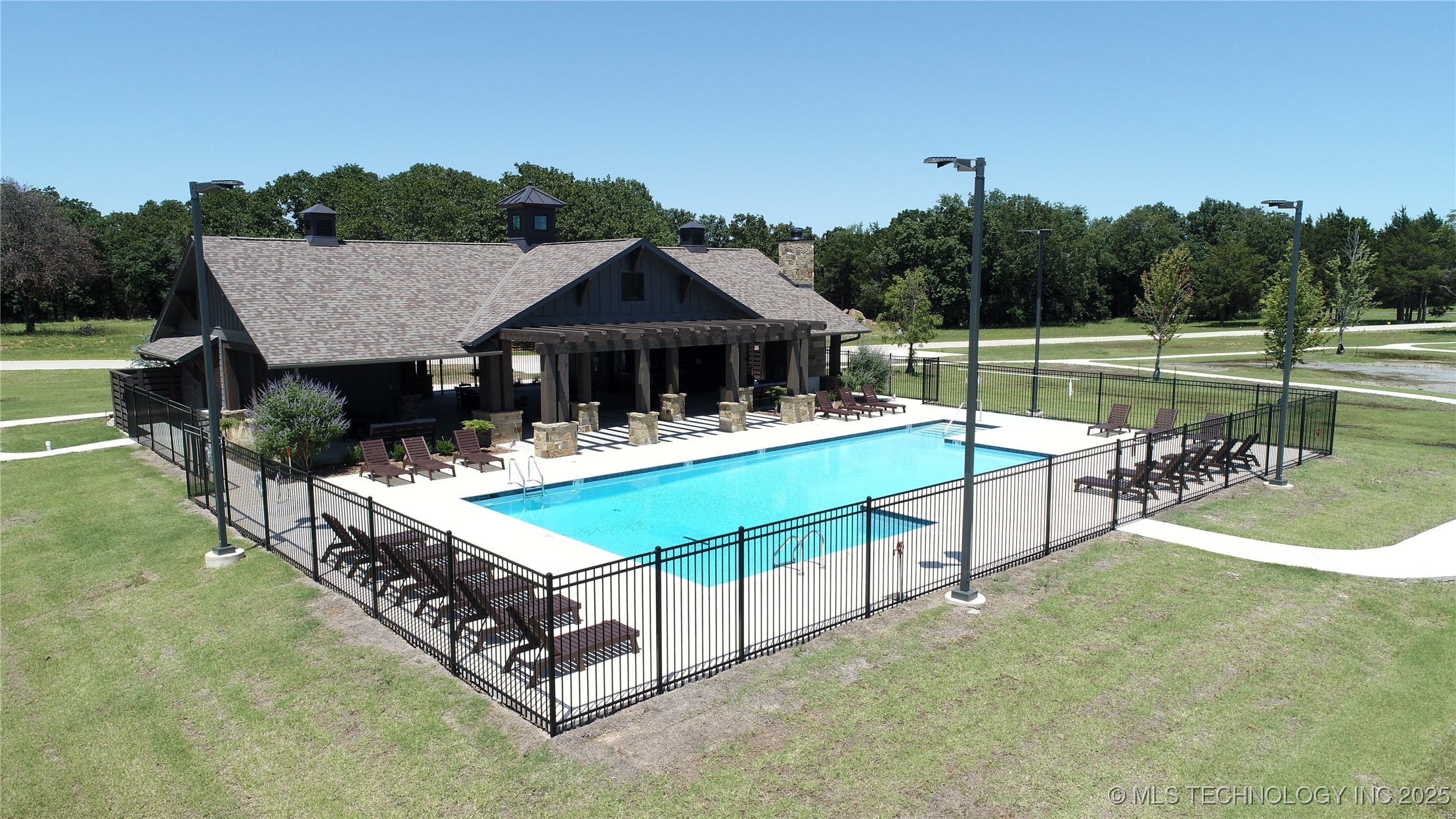 14 Patriot Pointe Eufaula OK 74432