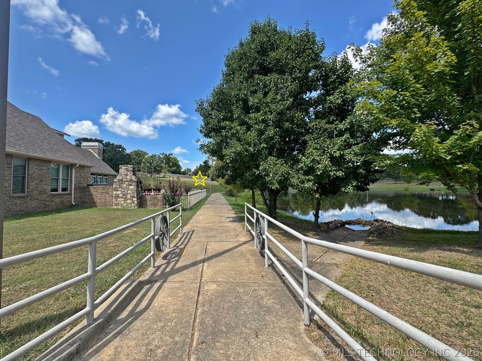 780 W Southlake Drive Tahlequah OK 74464