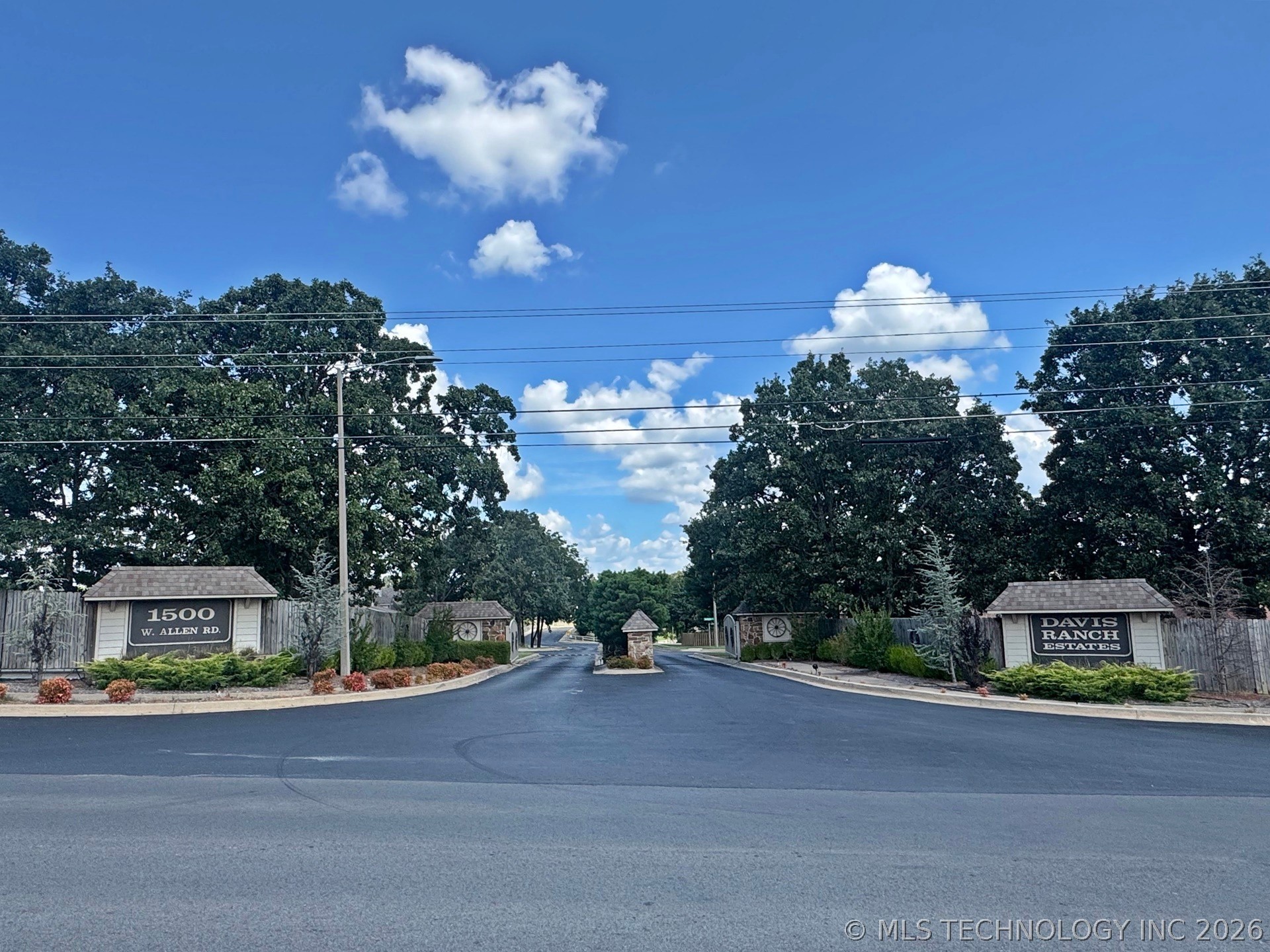 780 W Southlake Drive Tahlequah OK 74464