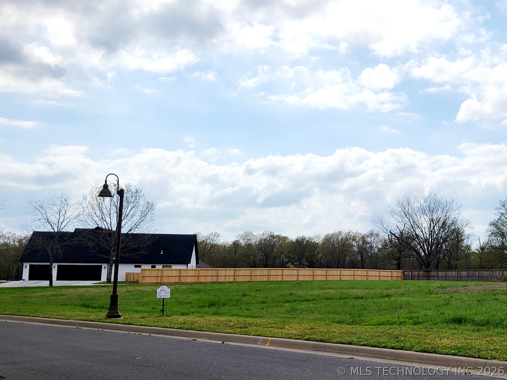917 Edge Water Boulevard Tahlequah OK 74464