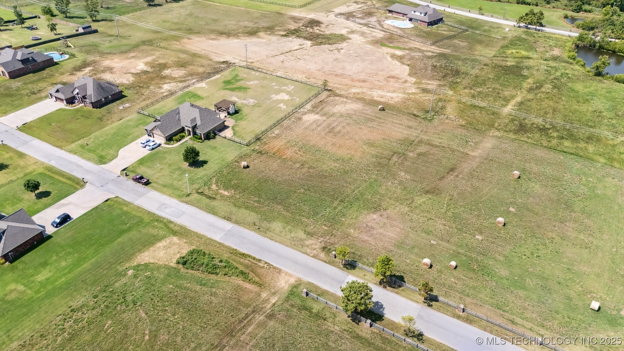 Sandstone Avenue Skiatook OK 74070