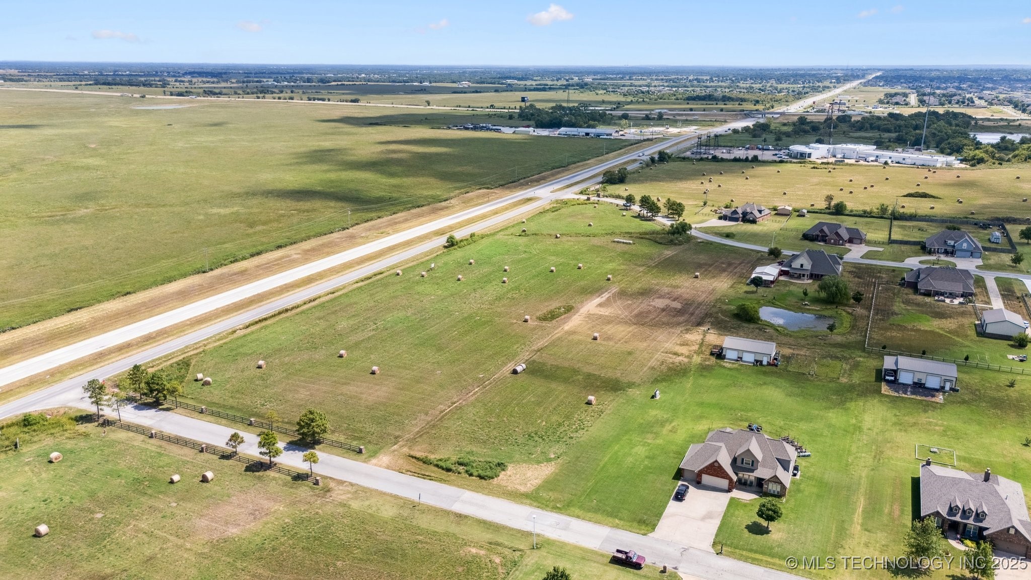 Sandstone Avenue Skiatook OK 74070