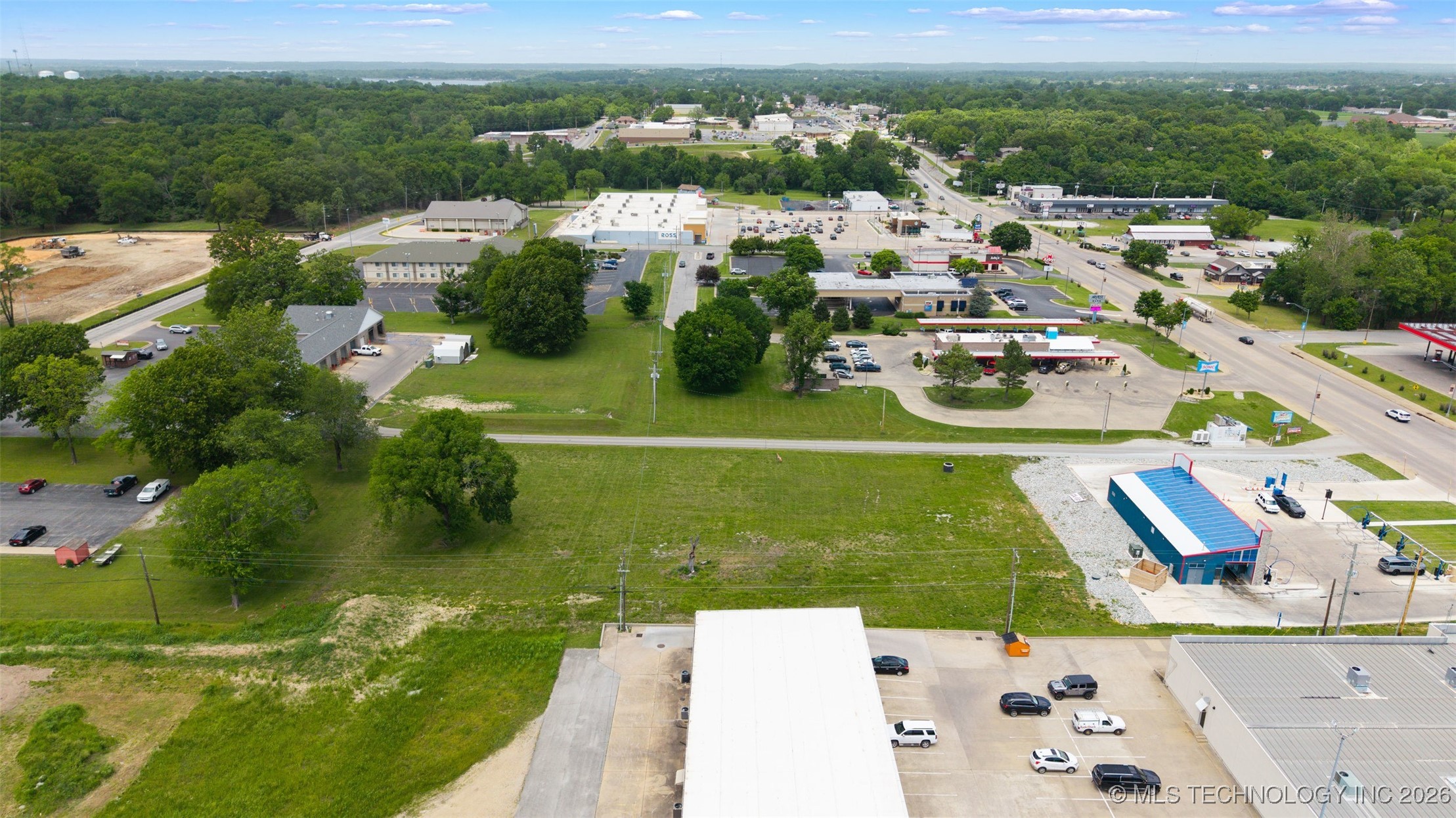 S Main Street Grove OK 74344