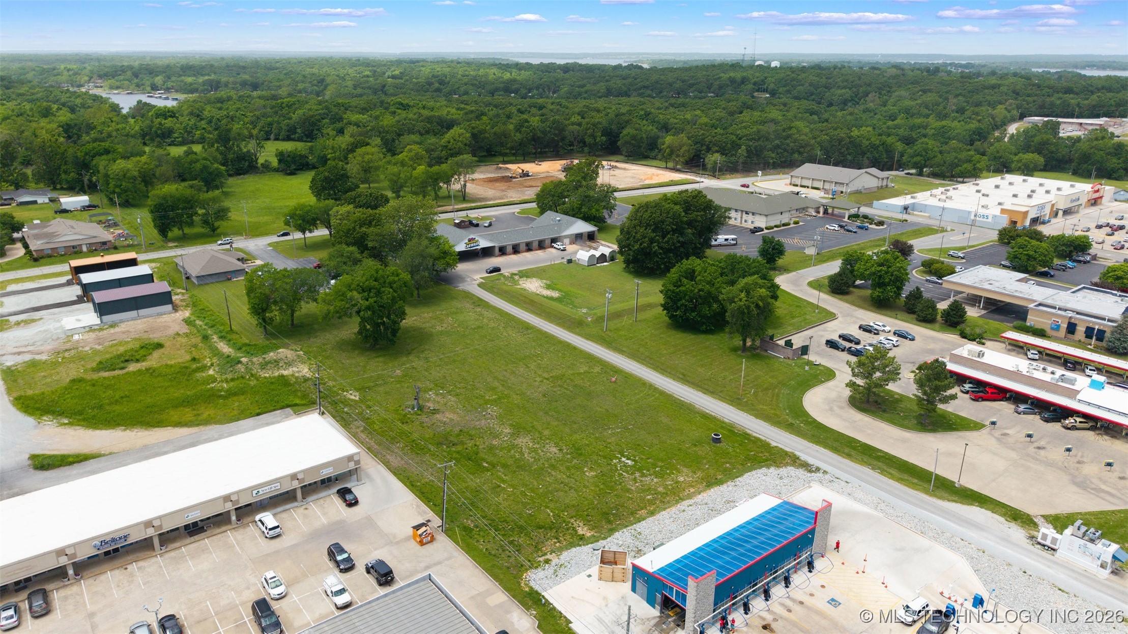 S Main Street Grove OK 74344
