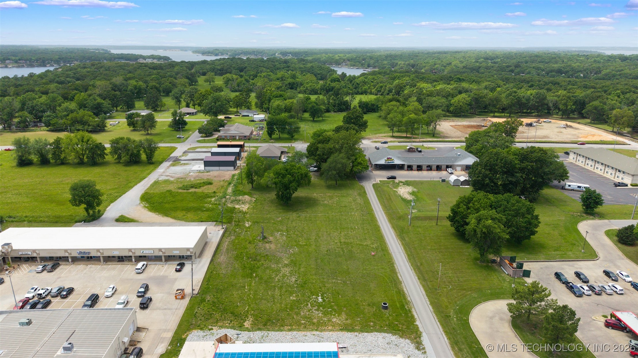 S Main Street Grove OK 74344