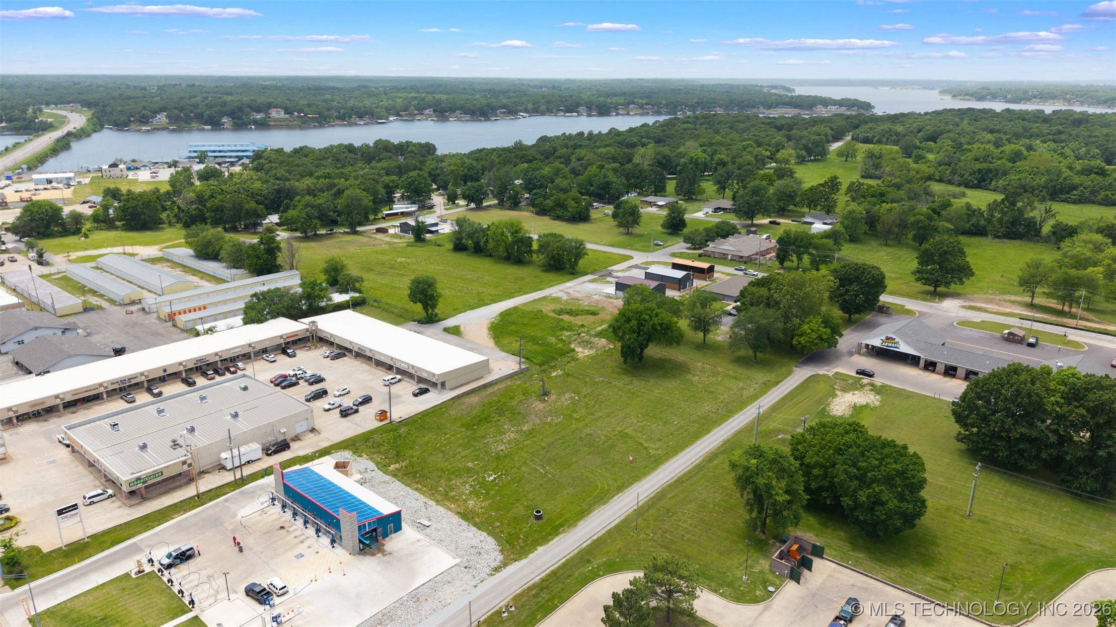 S Main Street Grove OK 74344