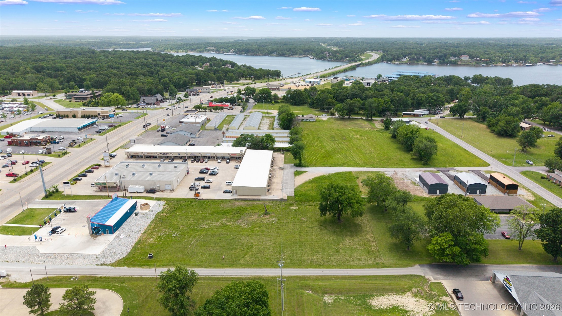 S Main Street Grove OK 74344