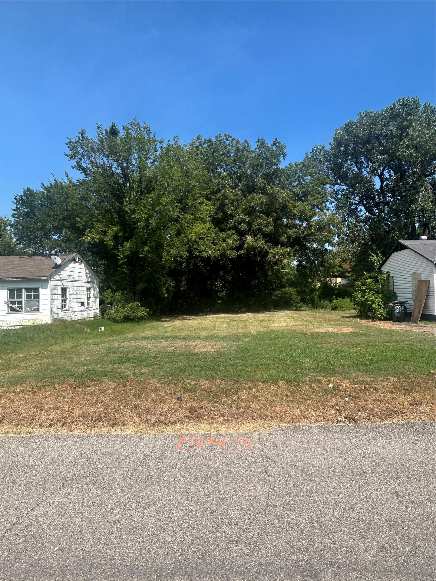 1343 Rosedale Avenue Tulsa OK 74127