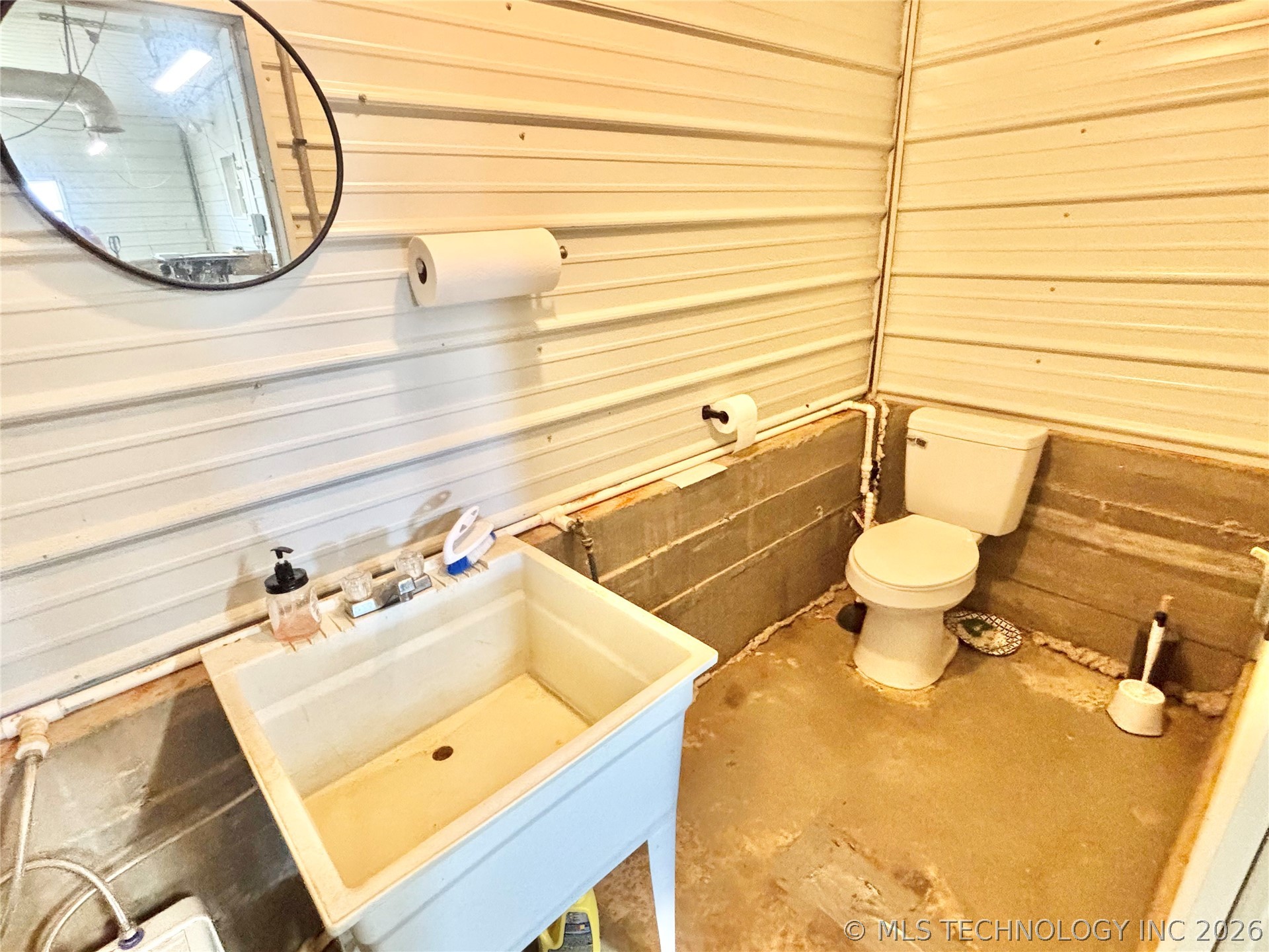 30734 Cemetery Road Kinta OK 74552
