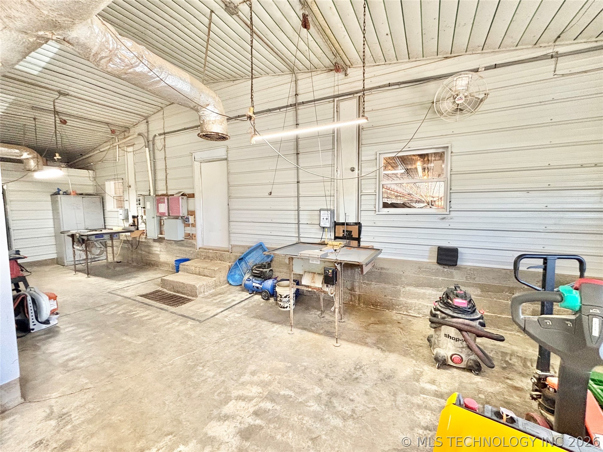 30734 Cemetery Road Kinta OK 74552