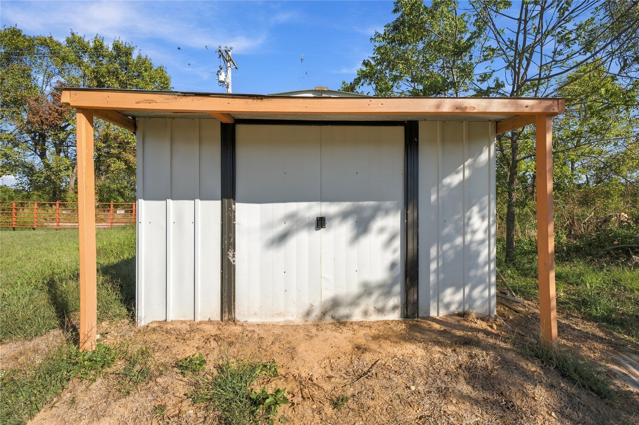 27625 E 804 Road Welling OK 74471