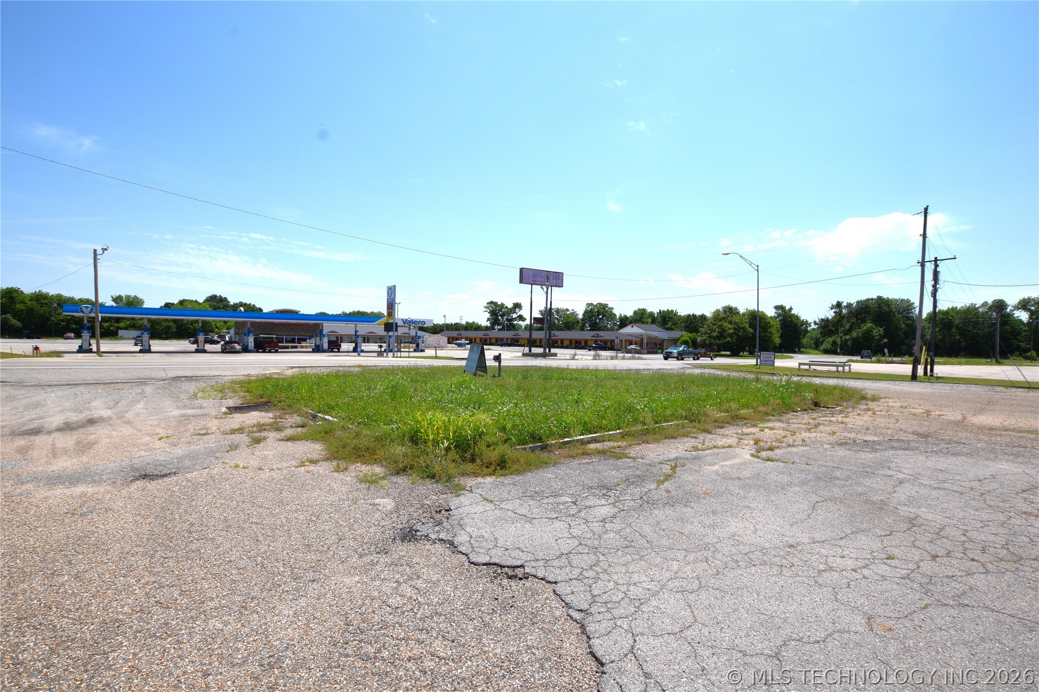 1400 S Main Street Muldrow OK 74948