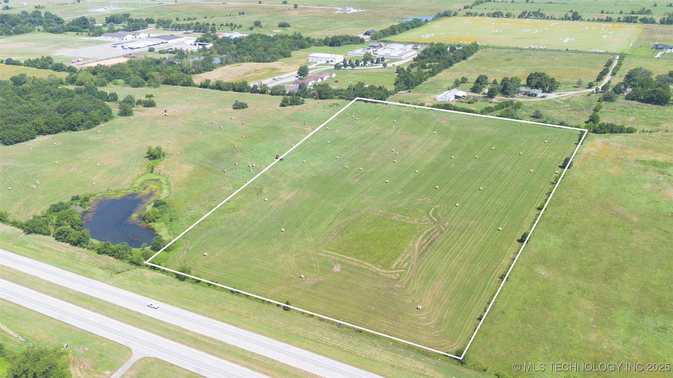 E Highway 20 Pryor OK 74361