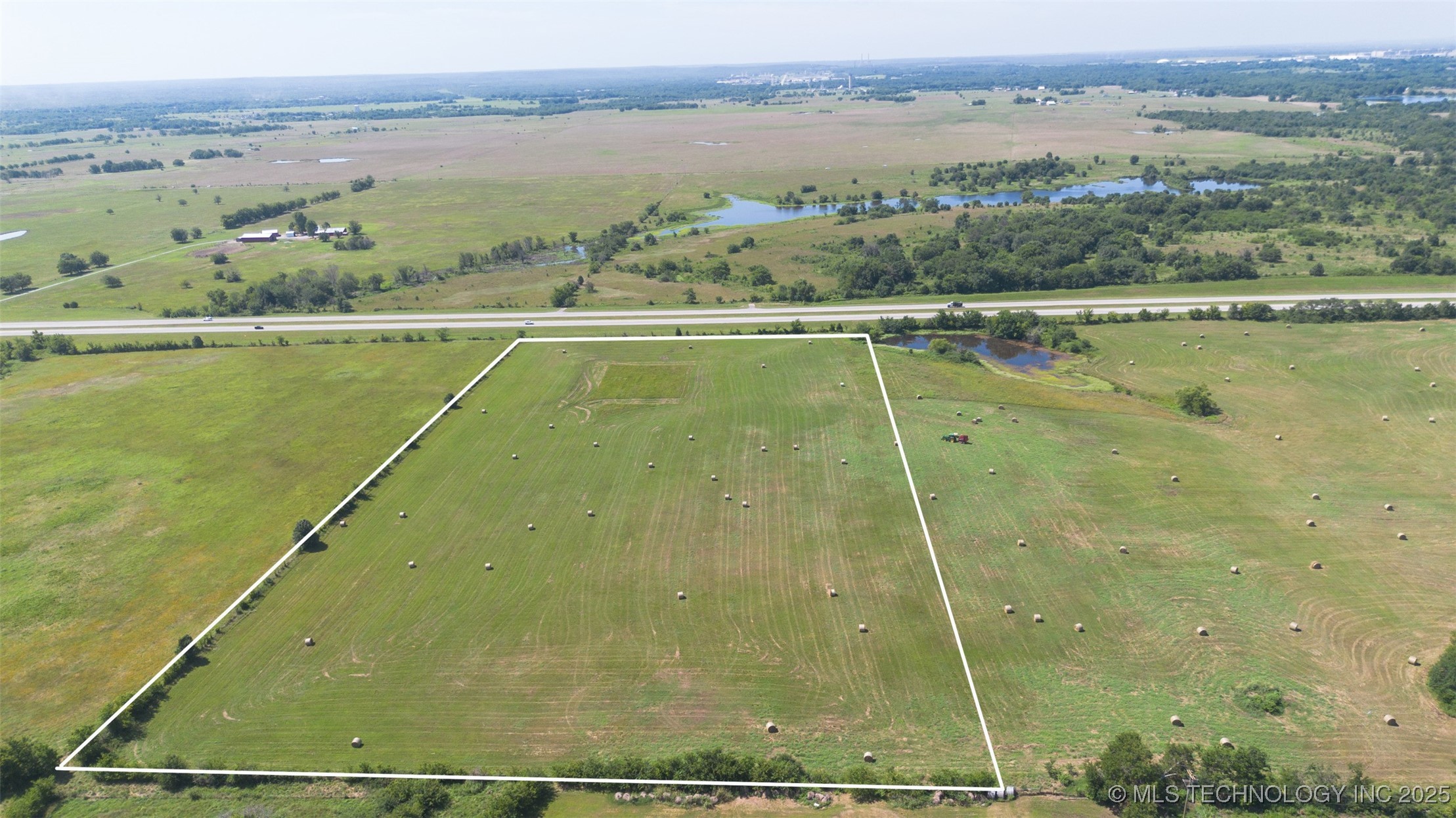 E Highway 20 Pryor OK 74361