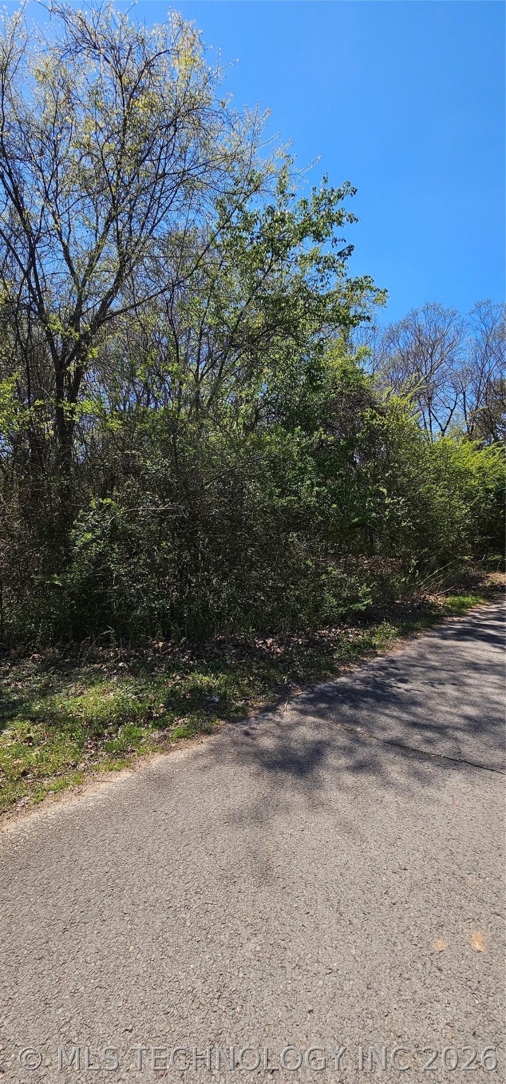 9 Coon Creek Drive Eufaula OK 74432