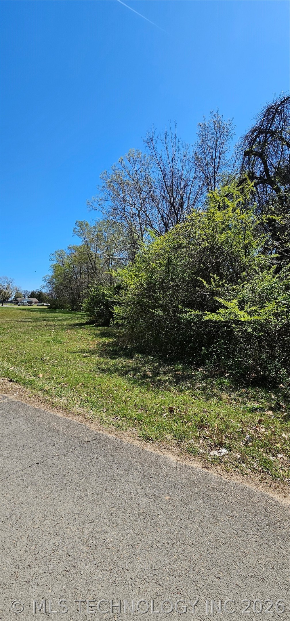 9 Coon Creek Drive Eufaula OK 74432