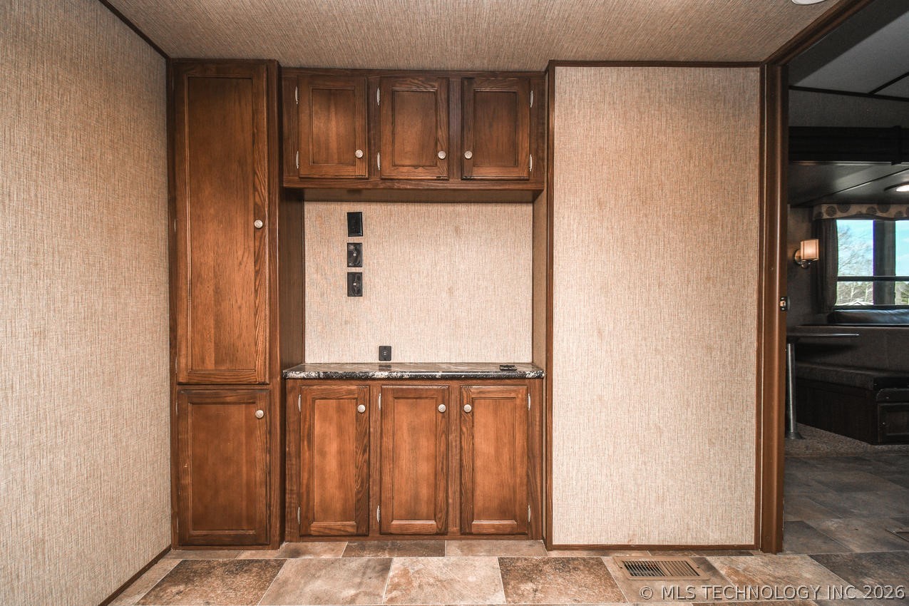57300 County Road 658 Kansas OK 74347