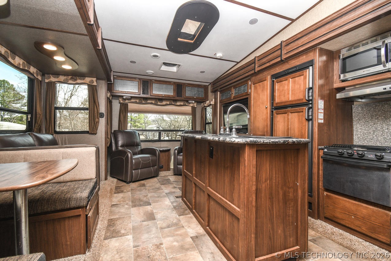 57300 County Road 658 Kansas OK 74347