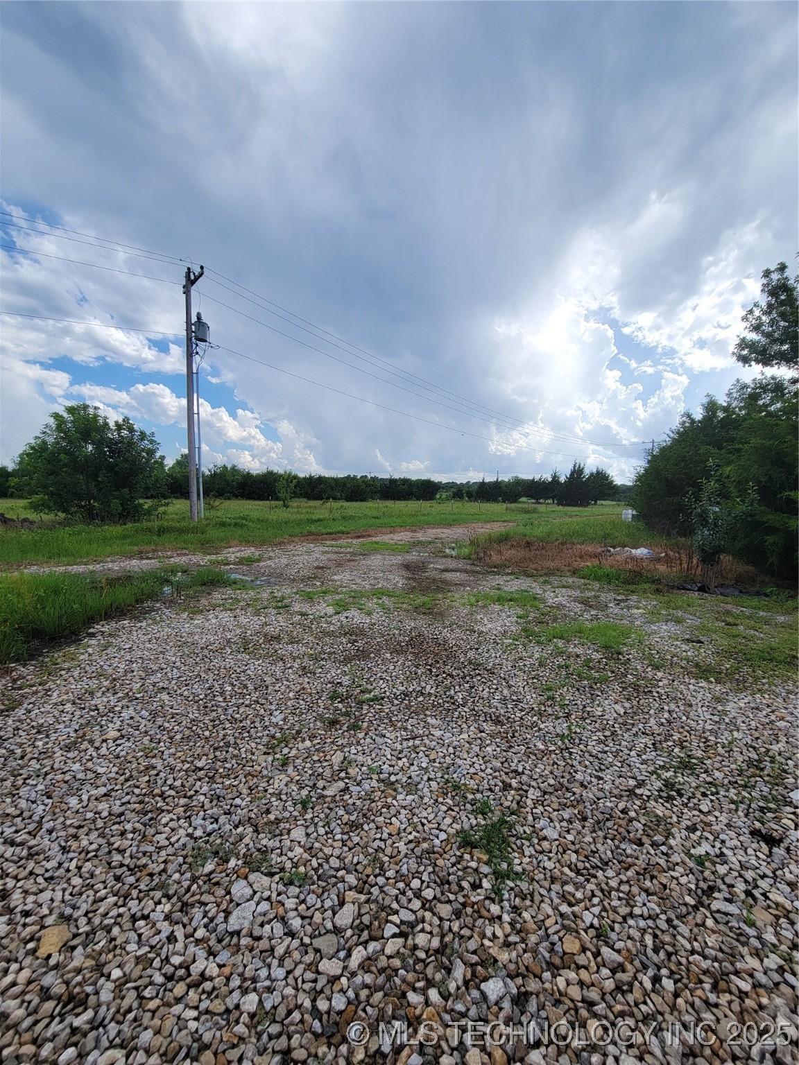 28761 Johnson Road Maud OK 74854