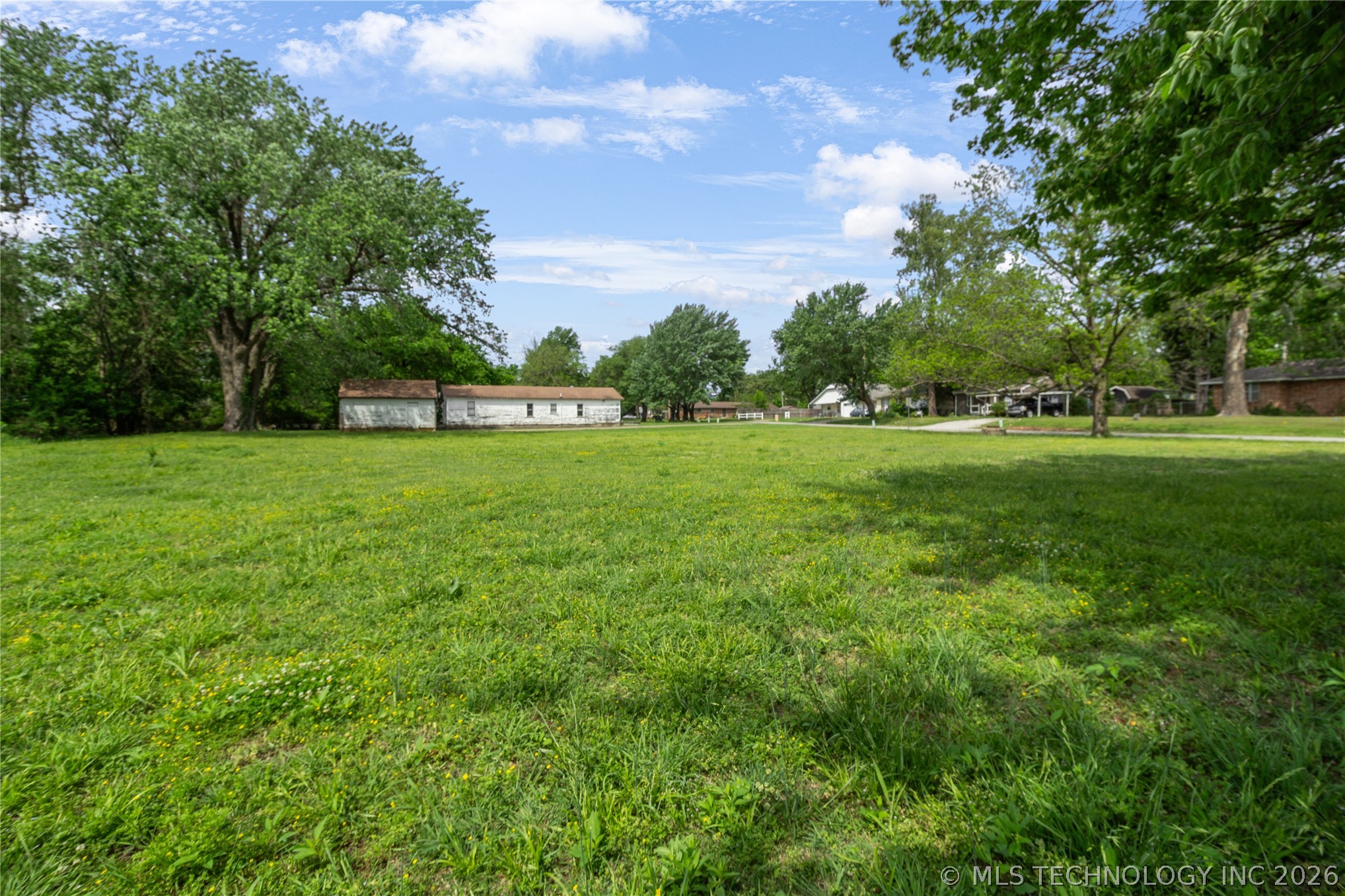 807 W Walnut Street Collinsville OK 74021