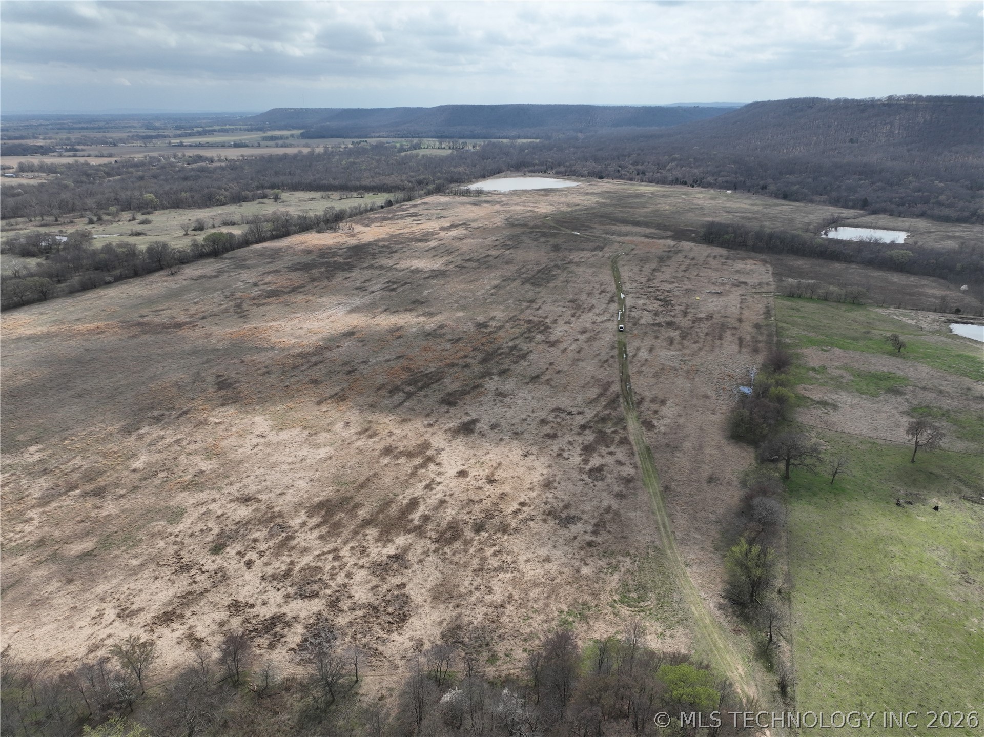E 1020 Road Warner OK 74469