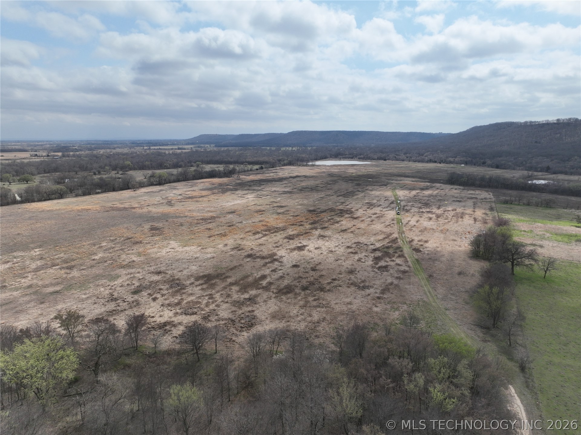 E 1020 Road Warner OK 74469