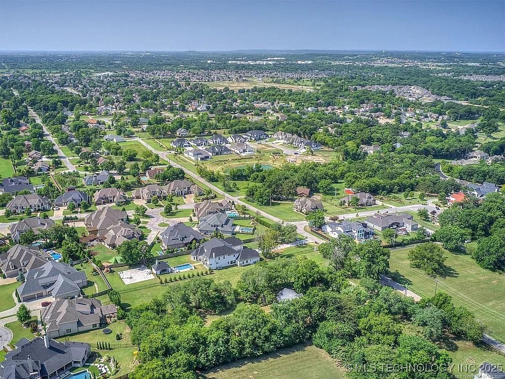 10715 S Elgin Avenue Jenks OK 74037