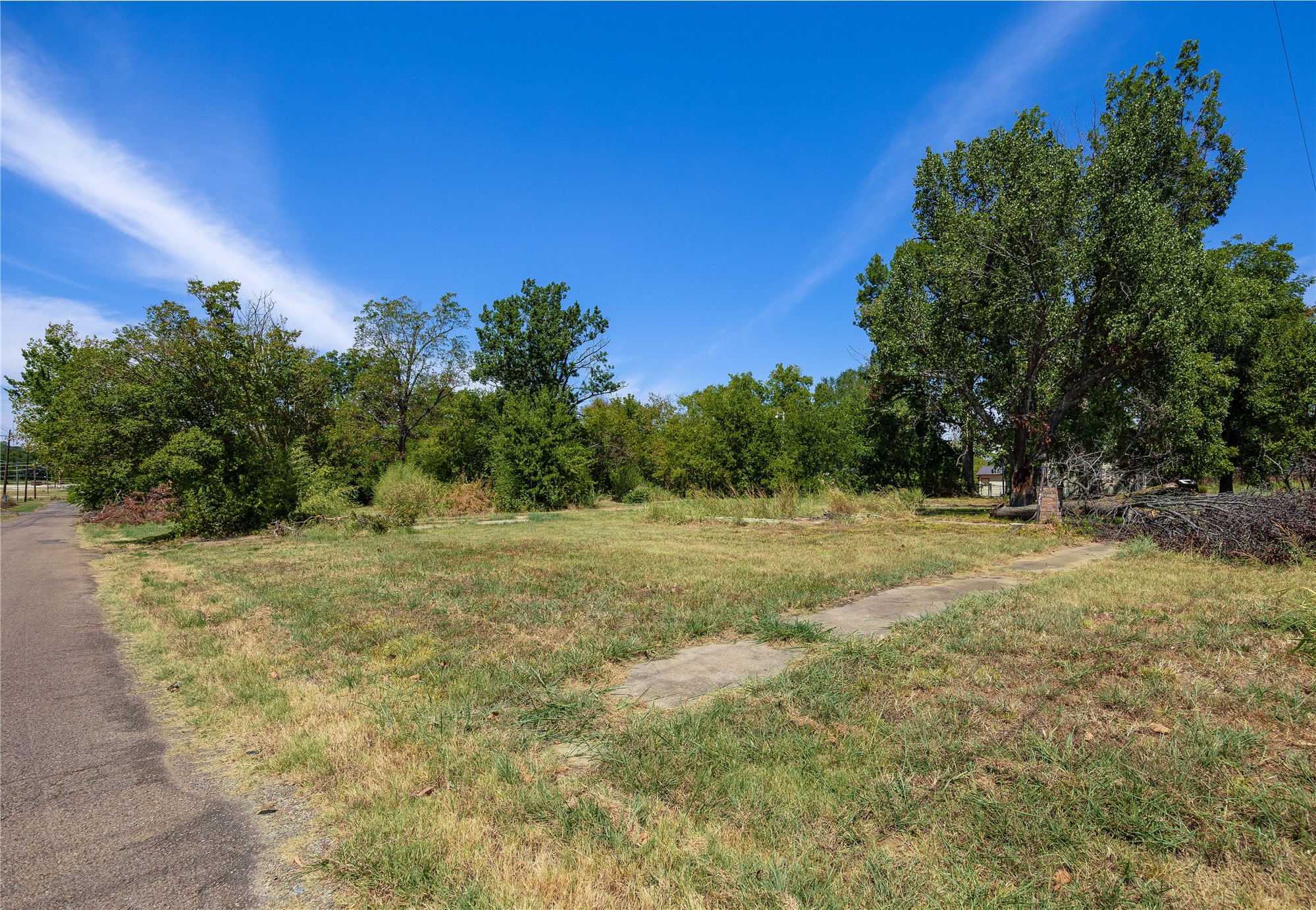 801 N 2nd Street Hugo OK 74743