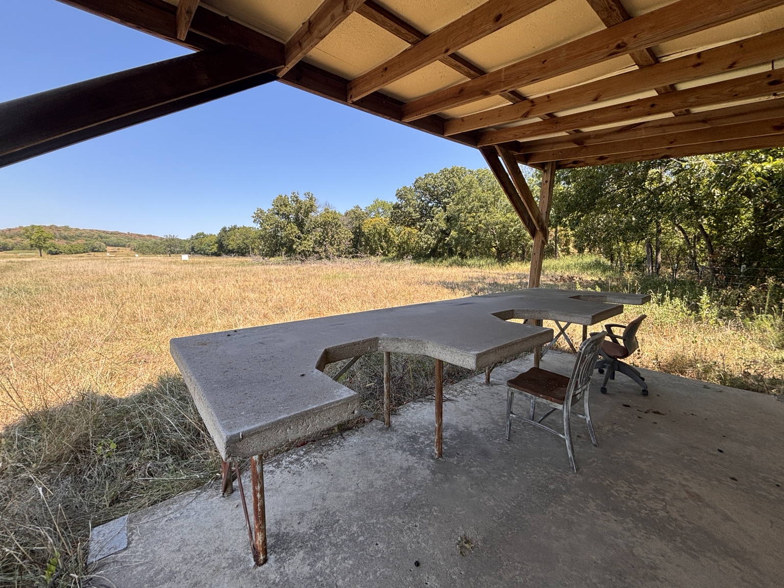 00 S 437 Road Locust Grove OK 74352