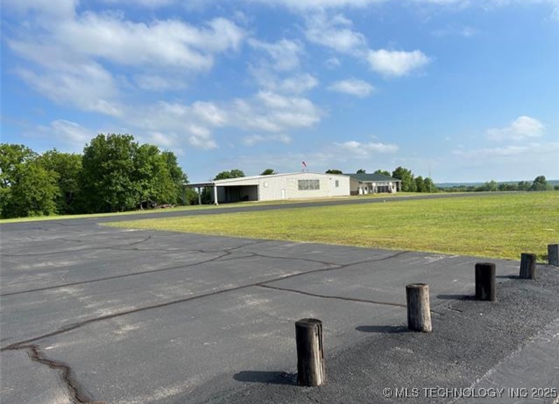 2550 W Hillcrest Drive Cleveland OK 74020