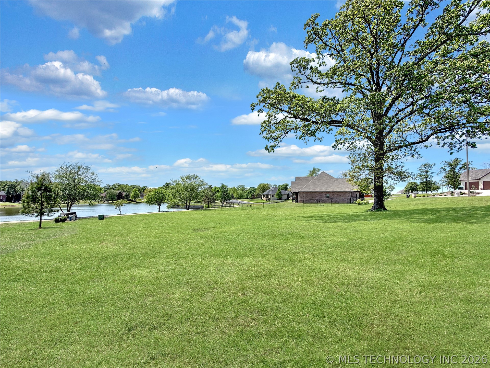 725 W Northlake Drive Tahlequah OK 74464