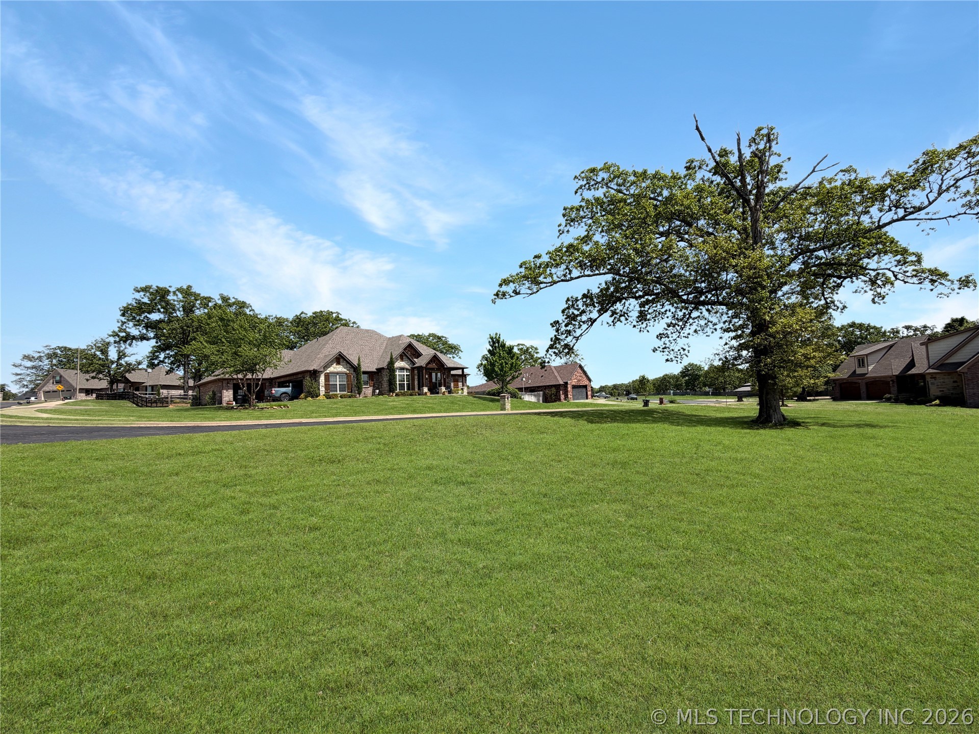 725 W Northlake Drive Tahlequah OK 74464