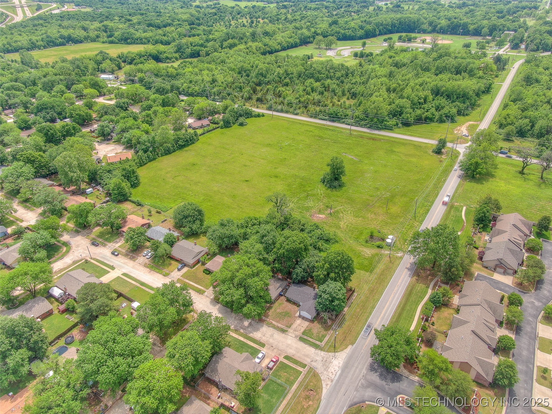 E 111th Street Broken Arrow OK 74011