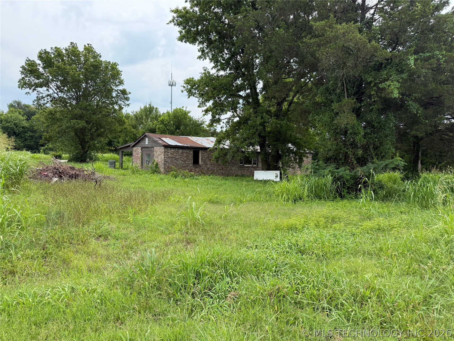 907 W Corporation Street Henryetta OK 74437