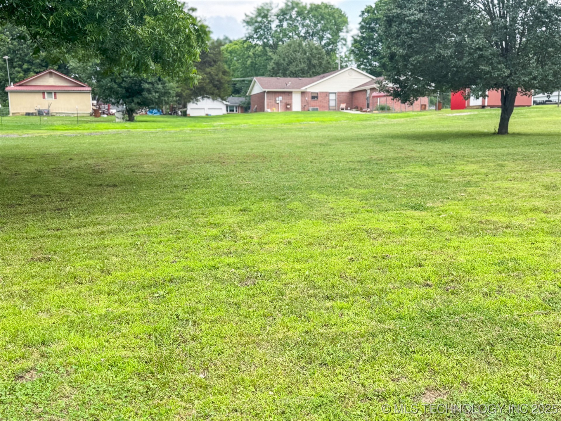 514 W Creek Checotah OK 74426