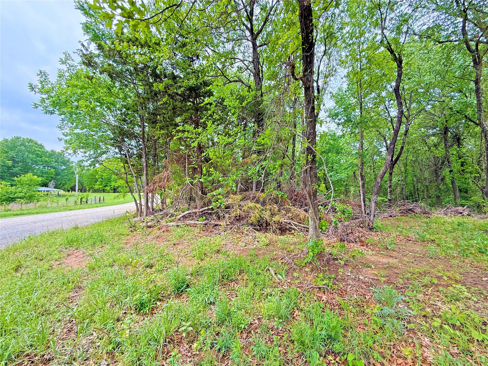 6 Oak Lane Eufaula OK 74432