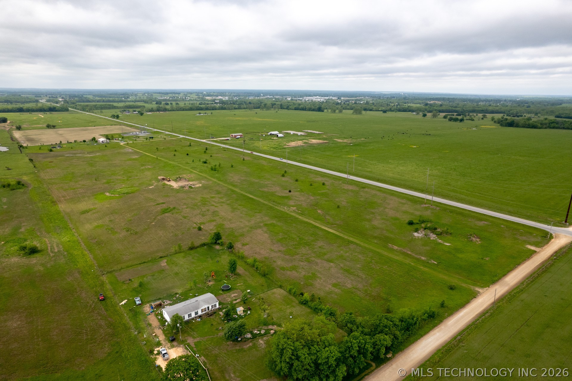 30 S Highway 10 Grove OK 74344