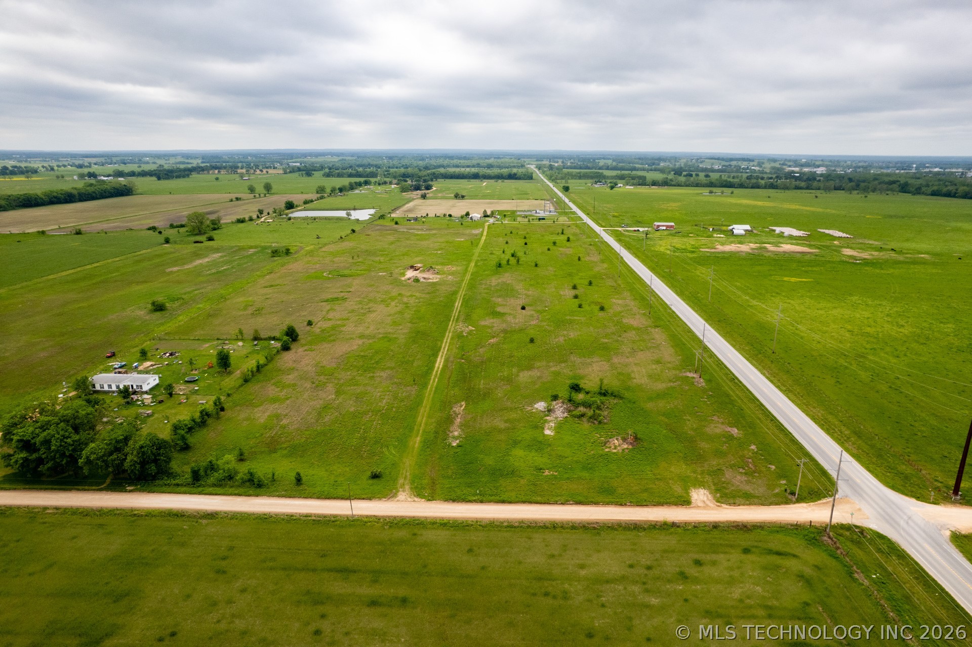 30 S Highway 10 Grove OK 74344